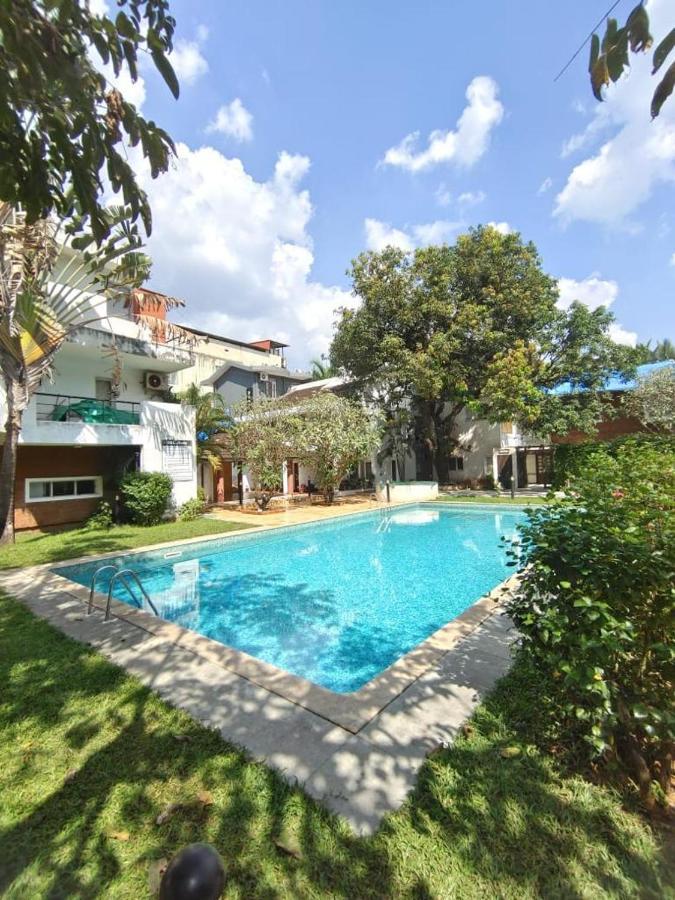 Villa M - Solitude 2 Candolim Goa 3Bhk, Pool Facing, Near Beach, Free Breakfast, Free Wifi And Prime Location Bagian luar foto