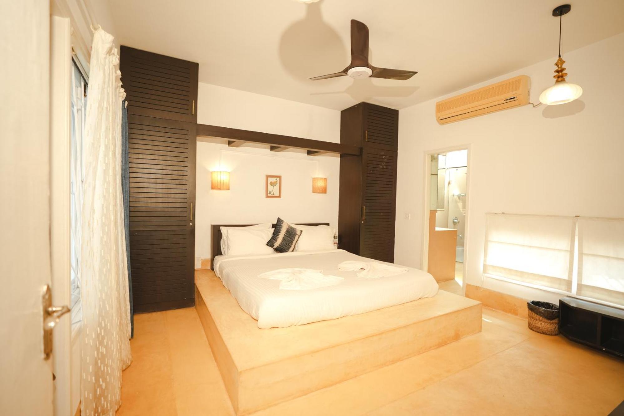 Villa M - Solitude 2 Candolim Goa 3Bhk, Pool Facing, Near Beach, Free Breakfast, Free Wifi And Prime Location Bagian luar foto