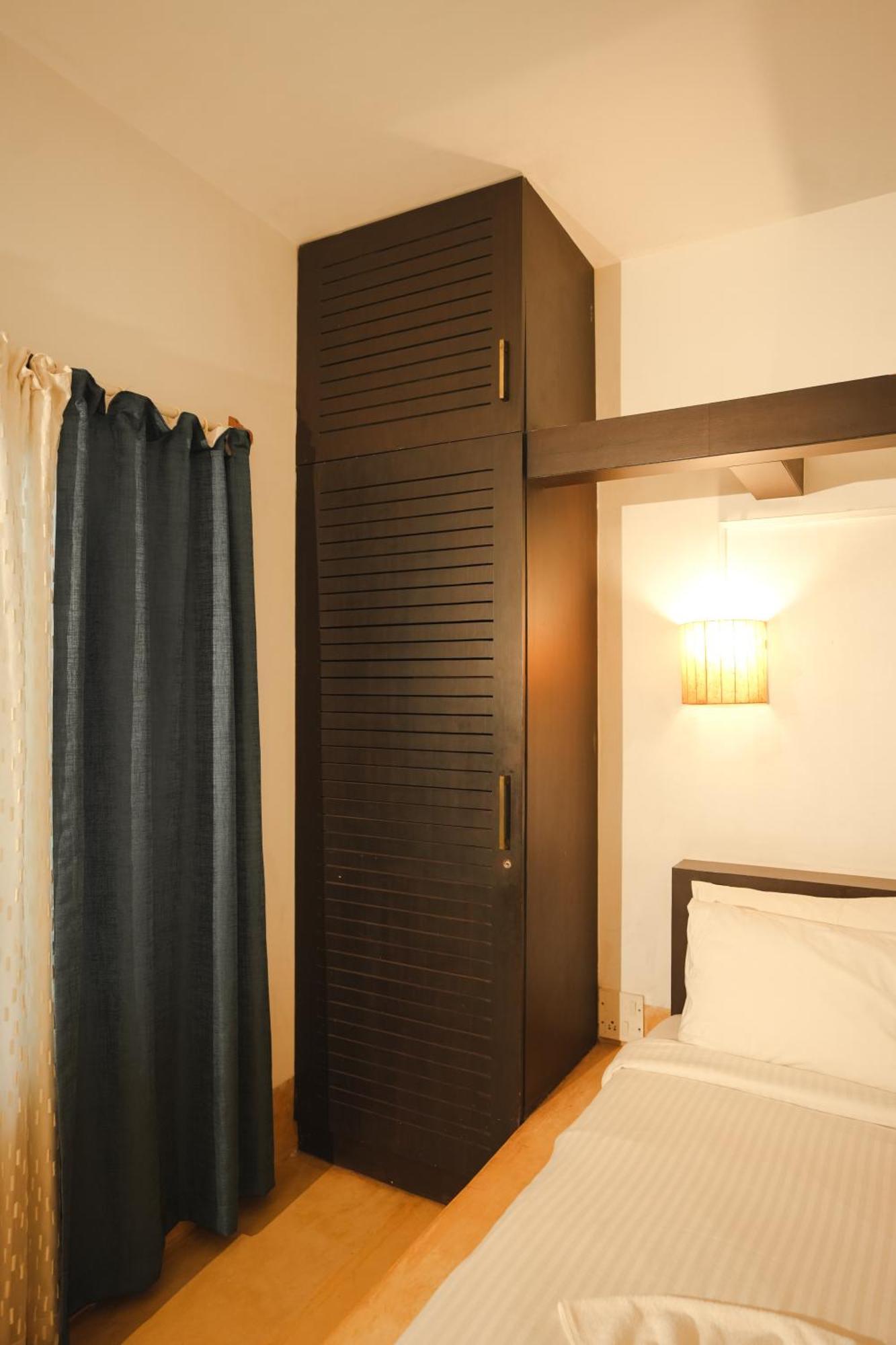 Villa M - Solitude 2 Candolim Goa 3Bhk, Pool Facing, Near Beach, Free Breakfast, Free Wifi And Prime Location Bagian luar foto