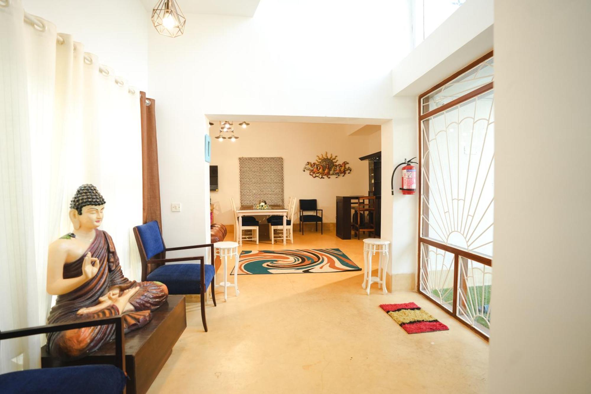 Villa M - Solitude 2 Candolim Goa 3Bhk, Pool Facing, Near Beach, Free Breakfast, Free Wifi And Prime Location Bagian luar foto