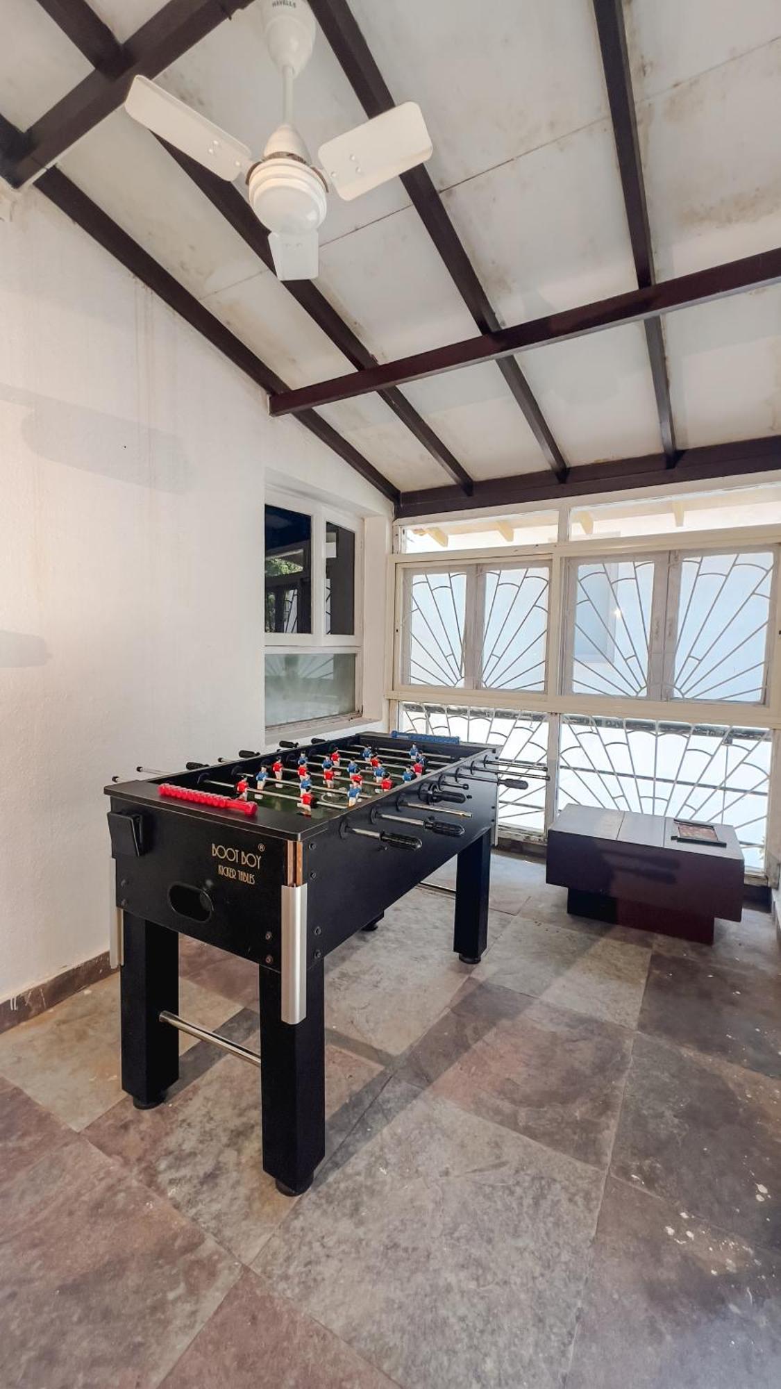 Villa M - Solitude 2 Candolim Goa 3Bhk, Pool Facing, Near Beach, Free Breakfast, Free Wifi And Prime Location Bagian luar foto